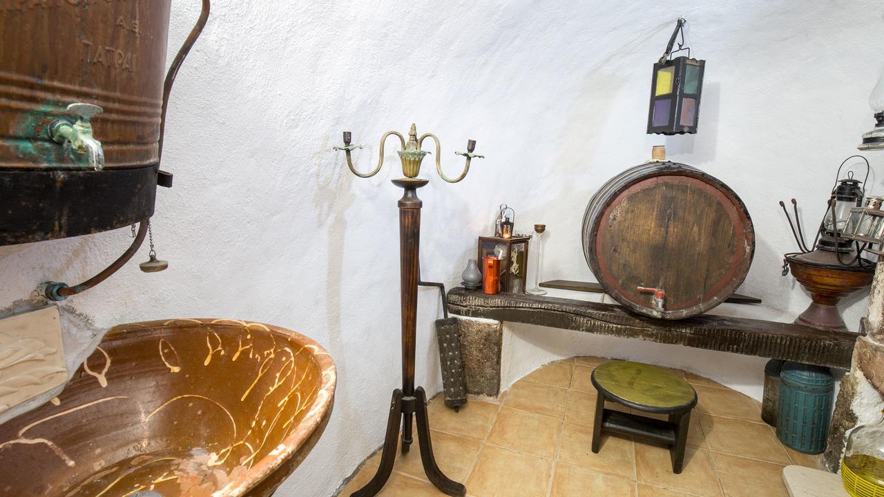 Mylopetres Traditional Houses Finikia Иа Екстериор снимка